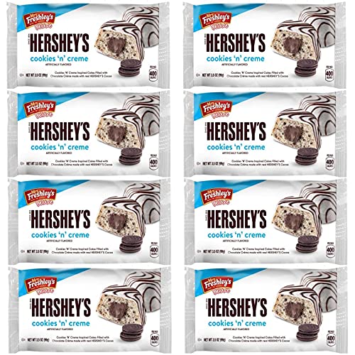 Mrs. Freshley's Hershey's Cookies & Cream Cakes 